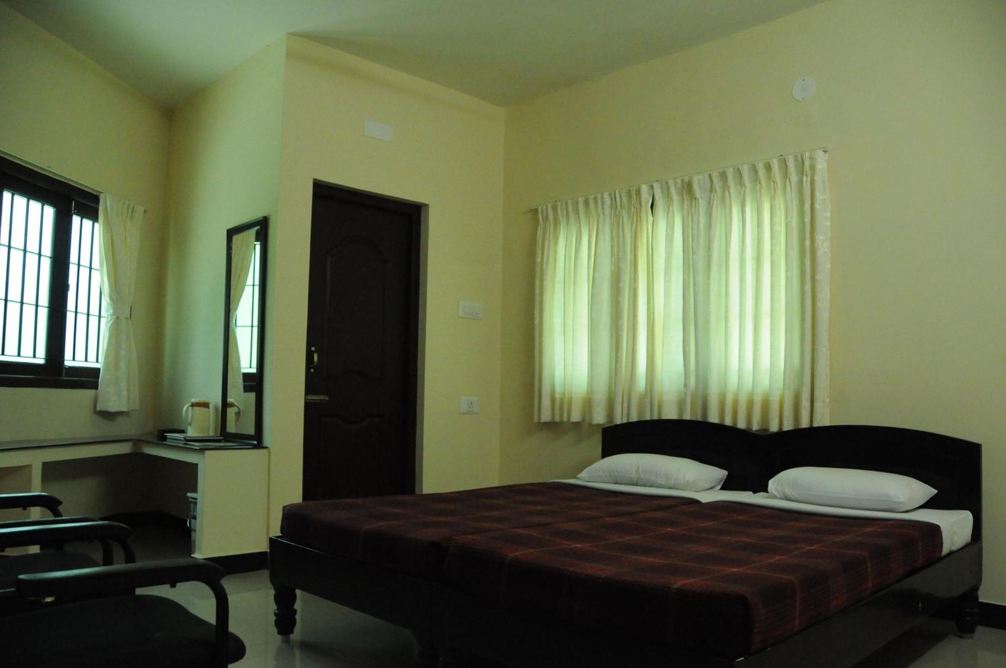 Hotel Kc Yercaud Eksteriør billede